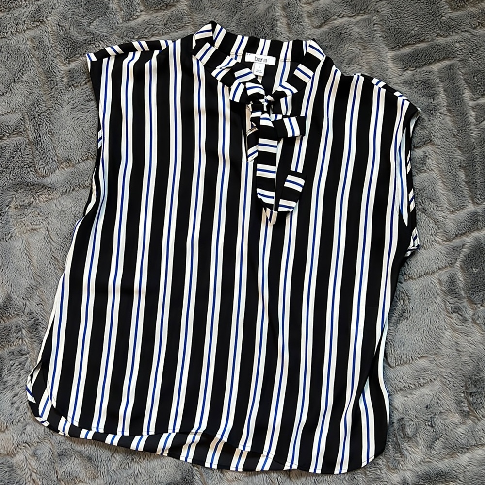 💎BAR III Bow tie Top